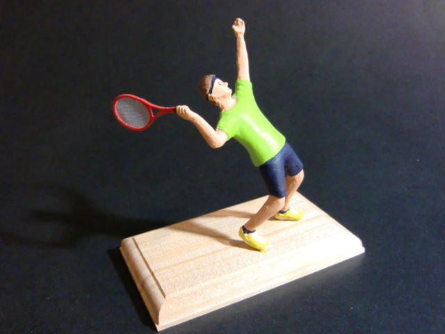 テニスのフィギュア 1/20サイズ: ミニチュアの街角